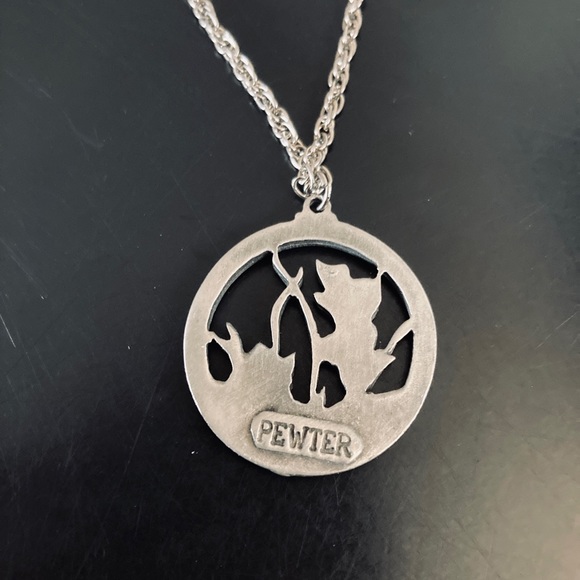 Vintage Pewter Floral Necklace - Picture 2 of 11